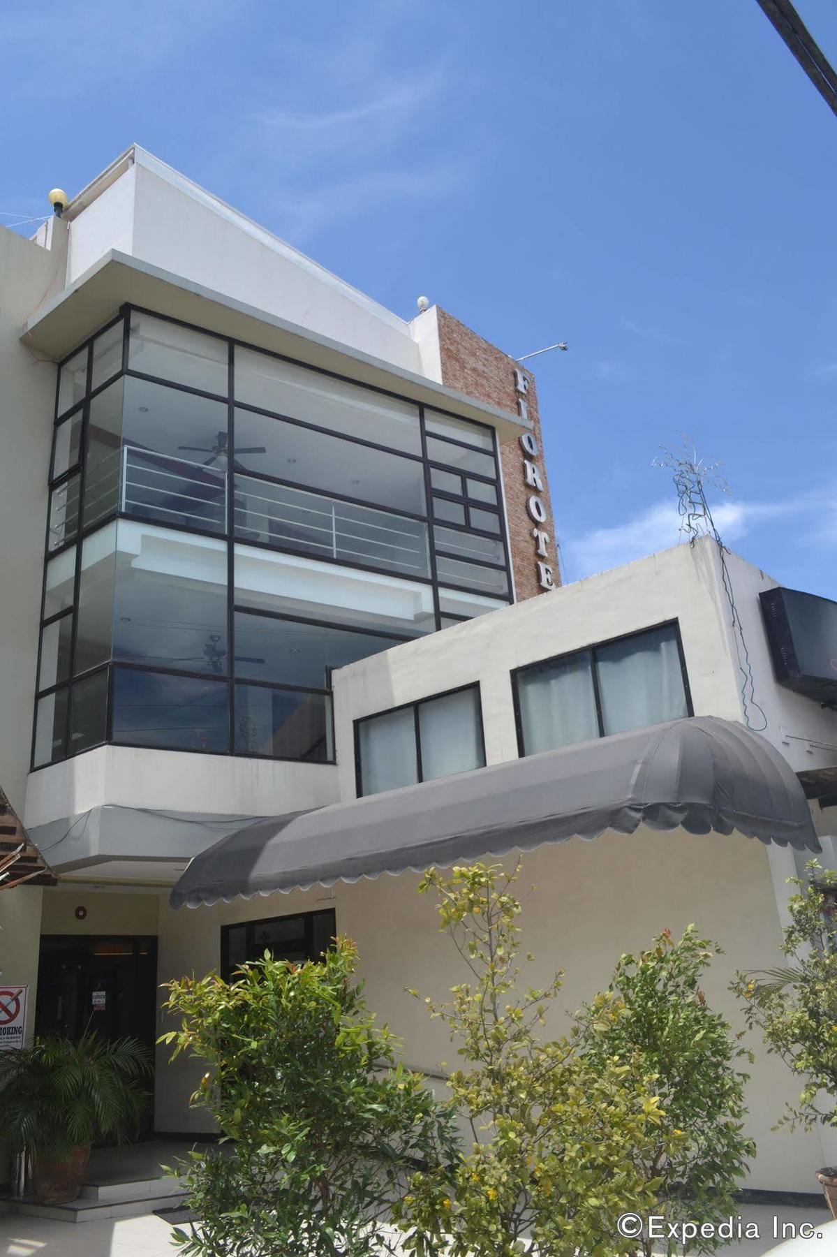 Florotel Gensan General Santos City Dış mekan fotoğraf